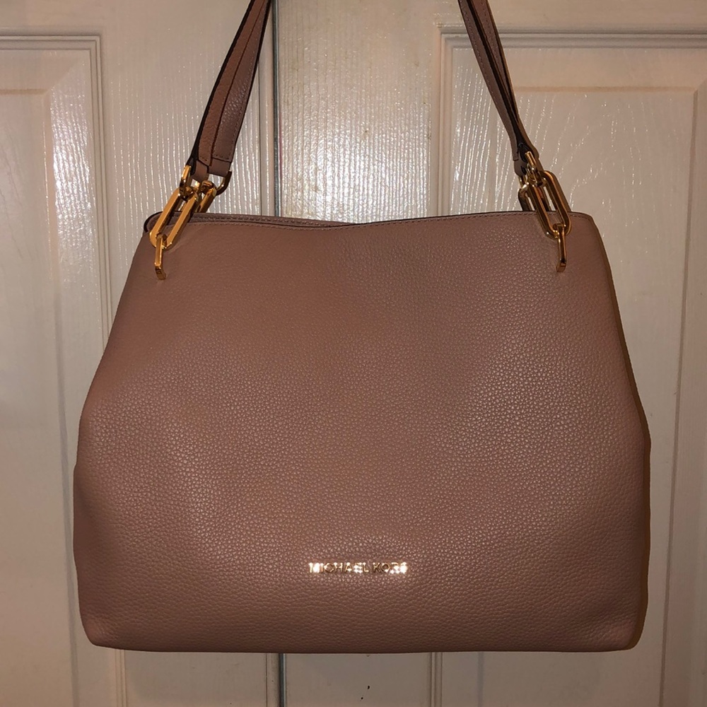 Michael Kors Leighton
